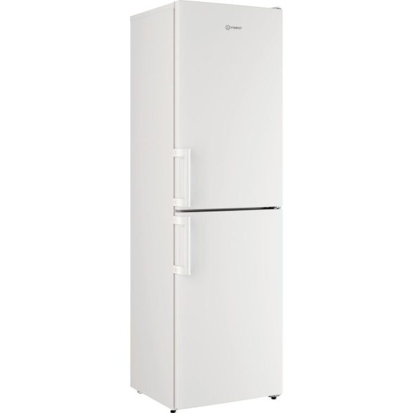 Spacious Indesit fridge freezer with adjustable shelves and Fresh Space+ drawer